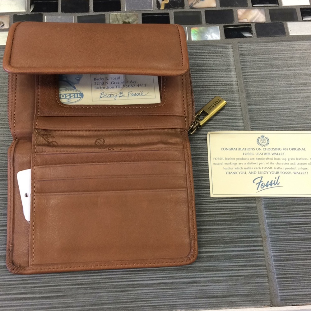 Fossil Wallet